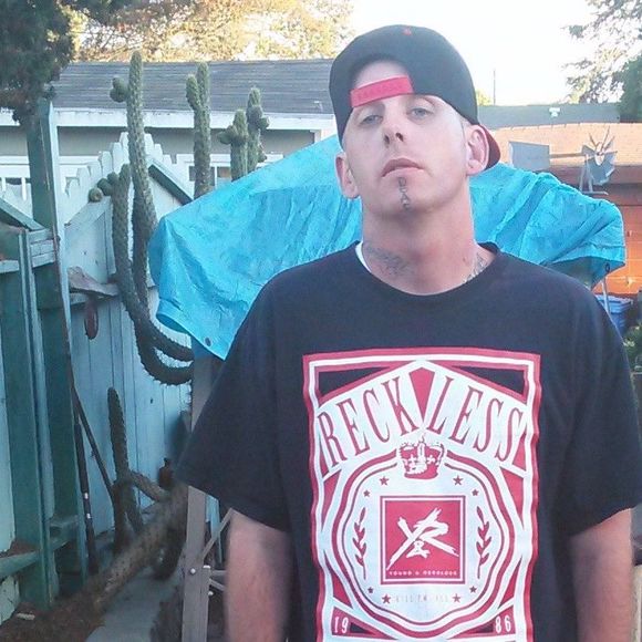 Meet your Posher, Andrew - Picture 1 of 1